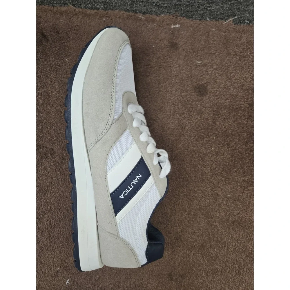 Nautica men lace
